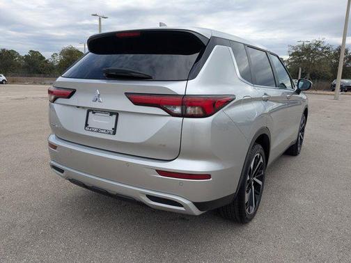 2023 Mitsubishi Outlander SE 2.5 S-AWC