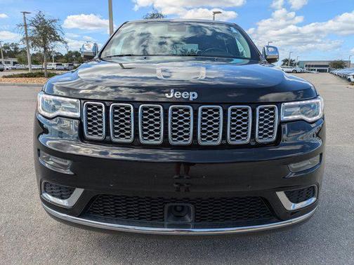 2020 Jeep Grand Cherokee Summit