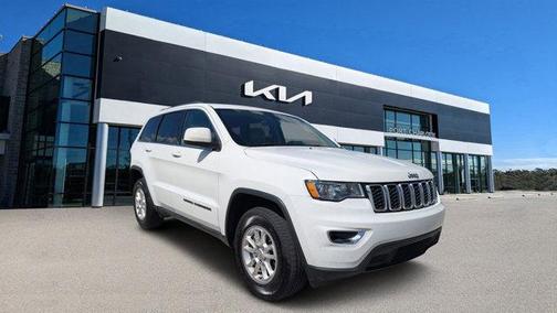 2019 Jeep Grand Cherokee Laredo