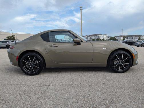 2024 Mazda MX-5 Miata RF Grand Touring