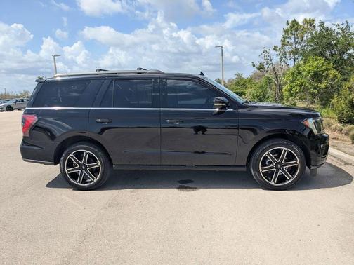 Agate Black Metallic 2021 Ford Expedition Limited