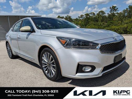 2017 Kia Cadenza Premium