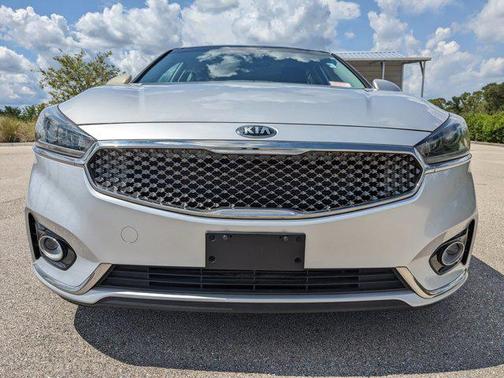 2017 Kia Cadenza Premium