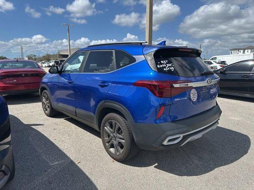 2021 Kia Seltos S