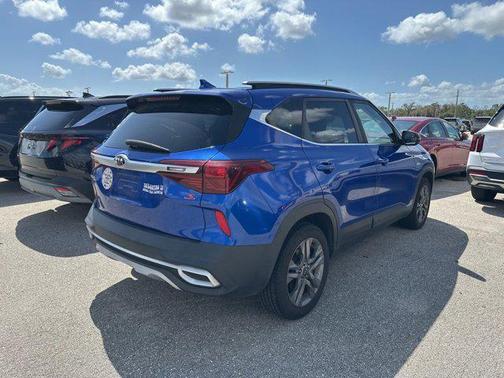 2021 Kia Seltos S