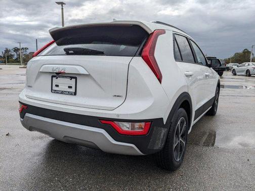 2025 Kia Niro Plug-In Hybrid EX