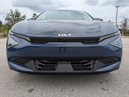 2025 Kia EV6 Light Long Range
