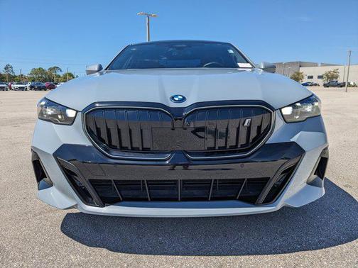 2024 BMW i5 eDrive40