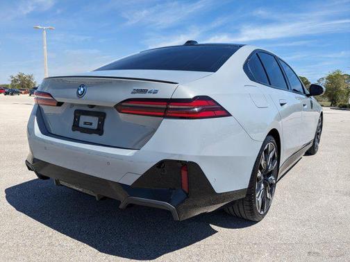 2024 BMW i5 eDrive40