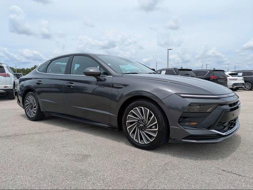 Portofino Gray 2025 Hyundai SONATA Hybrid SE