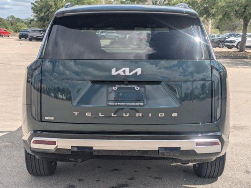 Black Jade Green 2027 Kia Telluride Hybrid SX