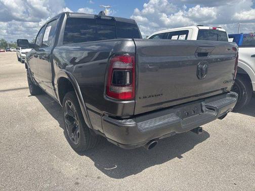 Granite Crystal Metallic Clearcoat 2022 RAM 1500 Limited