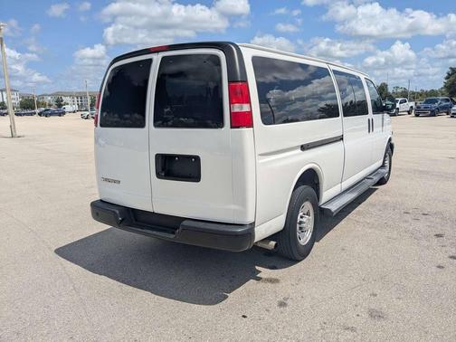 Summit White 2023 Chevrolet Express 3500 RWD 3500 Extended Wheelbase LS