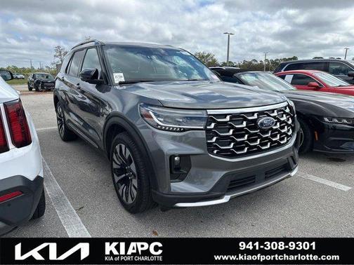 2025 Ford Explorer Platinum