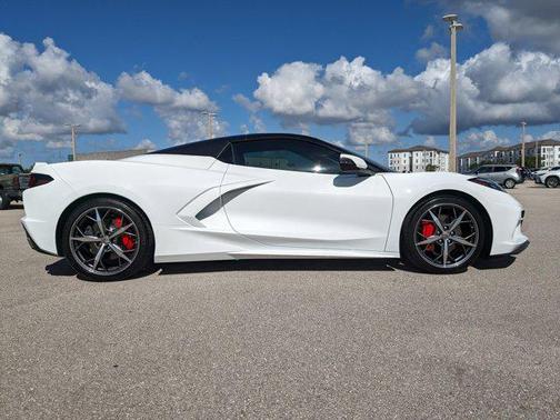 2022 Chevrolet Corvette Stingray w/3LT