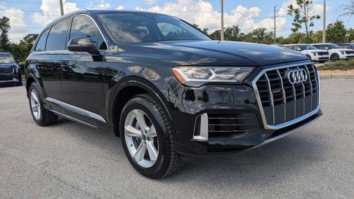 2022 Audi Q7 55 Premium