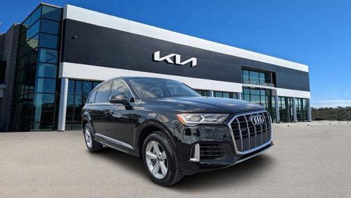 2022 Audi Q7 55 Premium