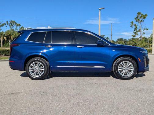 2023 Cadillac XT6 Luxury FWD