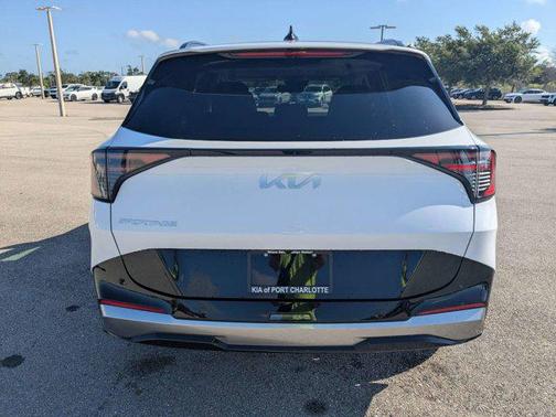 Glacial White Pearl 2026 Kia Sportage SX-Prestige