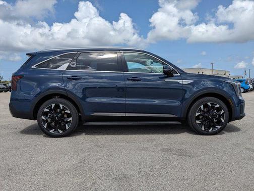 2025 Kia Sorento EX