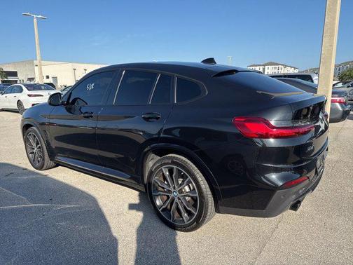 2021 BMW X4 xDrive30i