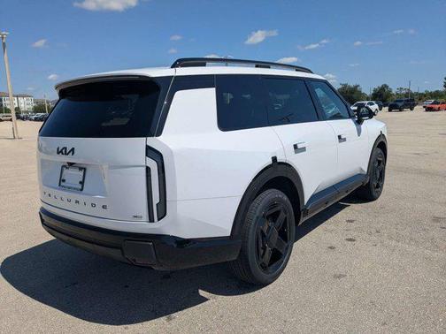 Glacial White Pearl 2027 Kia Telluride X-Line EX