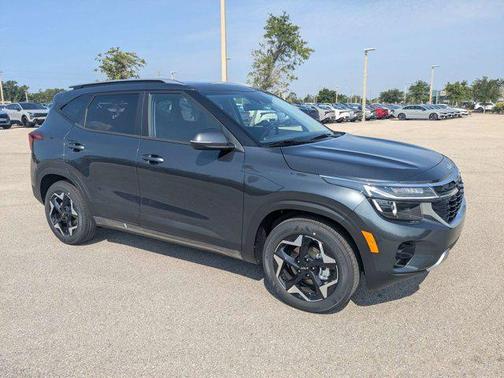 Gravity Gray 2026 Kia Seltos S