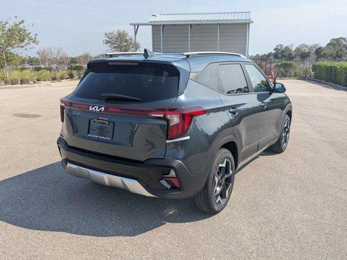 Gravity Gray 2026 Kia Seltos S