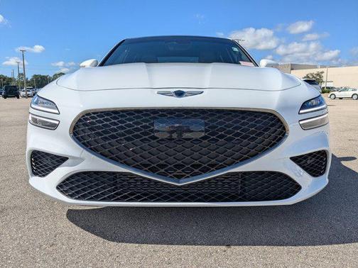 2023 Genesis G70 2.0T RWD