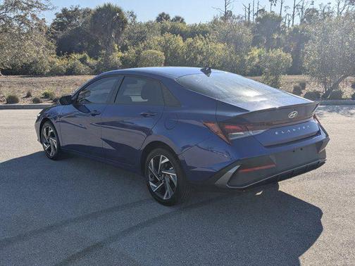 2025 Hyundai ELANTRA Sport