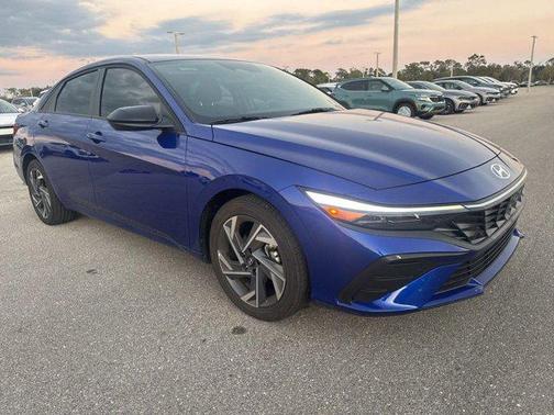 2025 Hyundai ELANTRA Sport