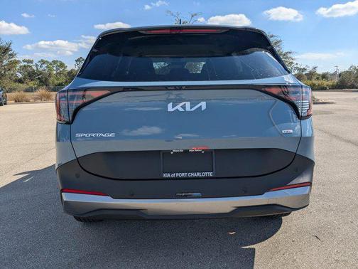 2026 Kia Sportage Hybrid EX