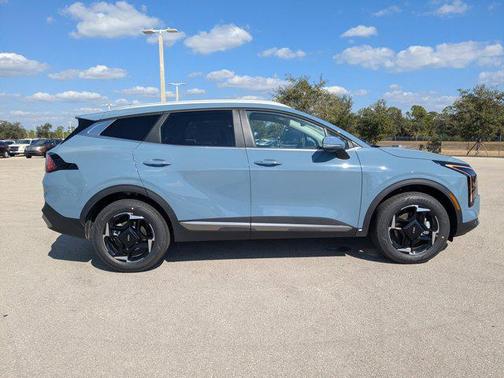 2026 Kia Sportage Hybrid EX