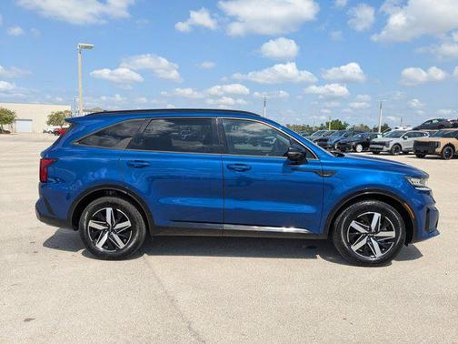 Sapphire Blue 2022 Kia Sorento S