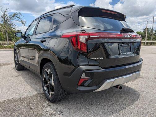 2025 Kia Seltos S