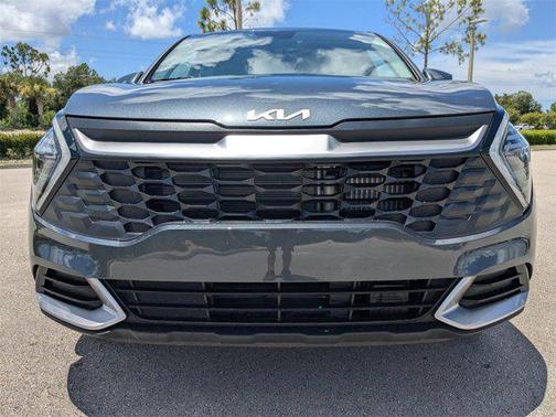 2025 Kia Sportage Hybrid LX