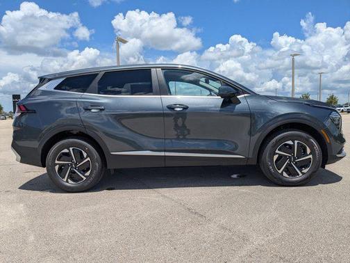 2025 Kia Sportage Hybrid LX