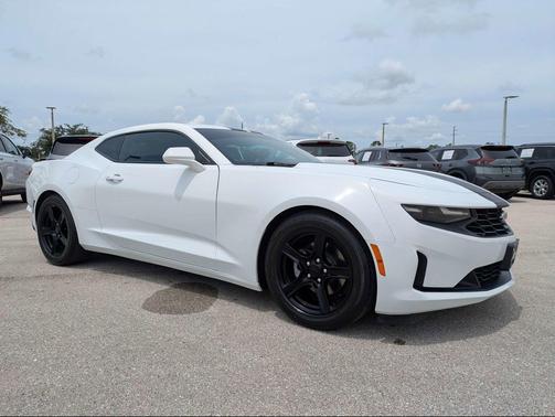 Summit White 2024 Chevrolet Camaro 1LT