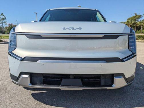 2026 Kia EV9 Light Long Range