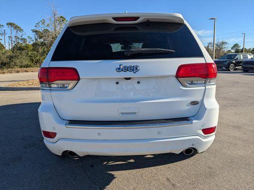 2020 Jeep Grand Cherokee Overland