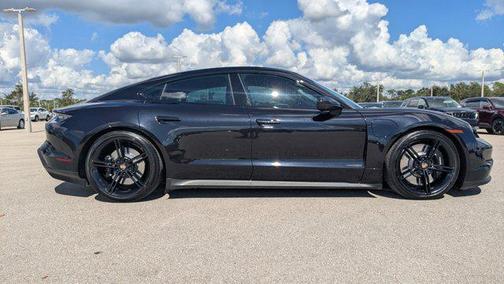 2022 Porsche Taycan 4S