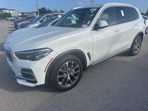 Alpine White 2022 BMW X5 sDrive40i