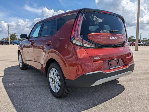 2025 Kia Soul LX