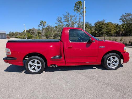 2002 Ford F-150 Lightning