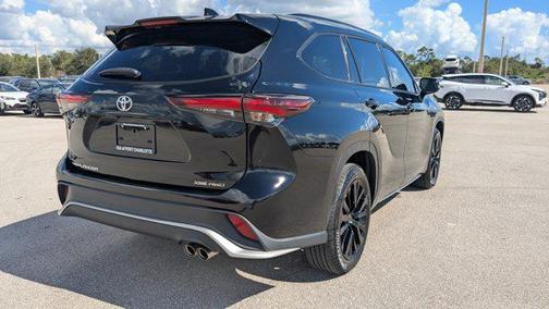 2024 Toyota Highlander XSE
