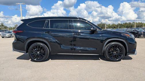 2024 Toyota Highlander XSE