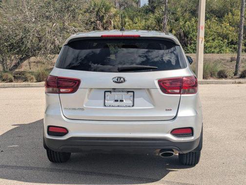 2020 Kia Sorento LX