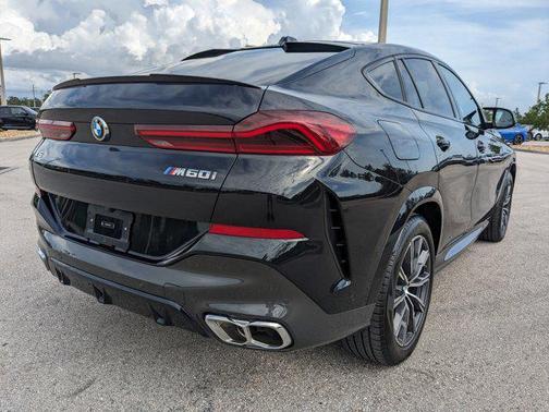 2024 BMW X6 M60i