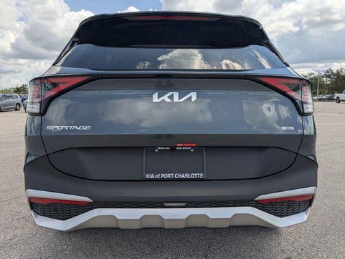 2025 Kia Sportage Hybrid LX