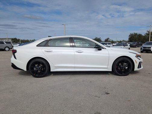 2026 Kia K5 GT-Line AWD